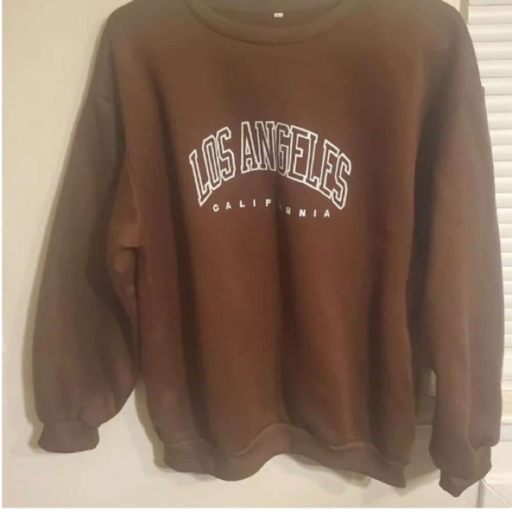 womens crewneck